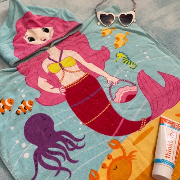 Kids Hooded Towel Mermaid Beach Towel